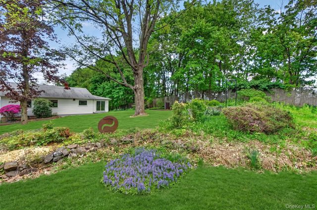 17 Montrose Station Road, Montrose, NY 10548