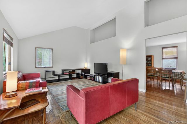 17 Montrose Station Road, Montrose, NY 10548