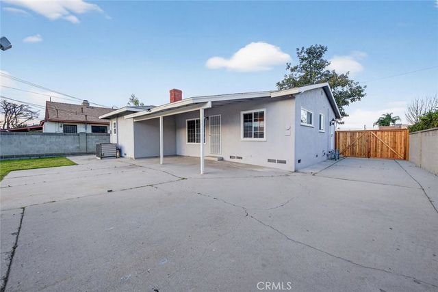 4020 N Woodgrove Avenue, Covina, CA 91722