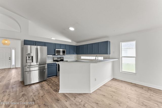 2607 Ventura Circle, Melbourne, FL 32904