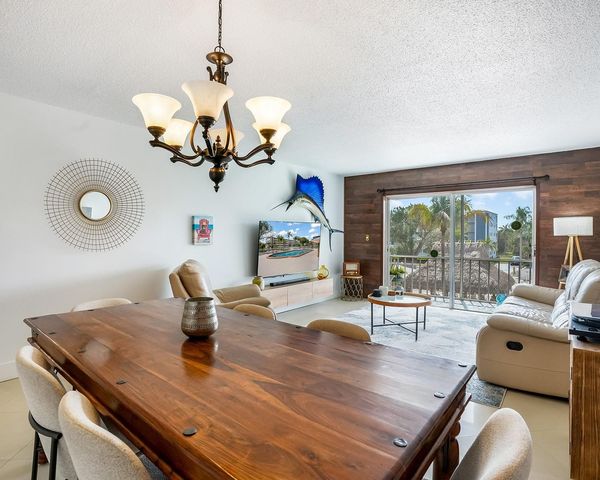 4700 Washington Street 301, Hollywood, FL 33021