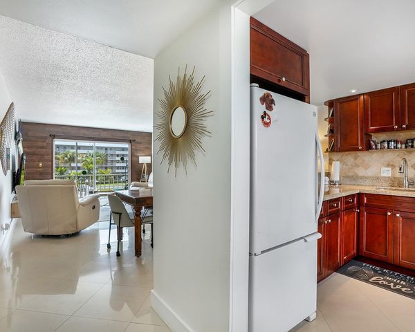 4700 Washington Street 301, Hollywood, FL 33021