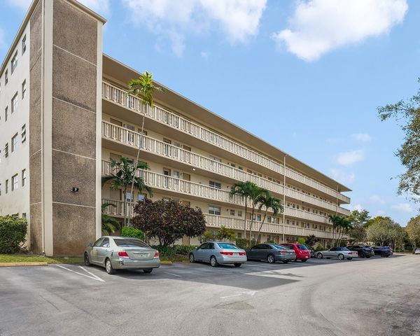 4700 Washington Street 301, Hollywood, FL 33021