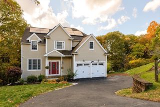 40 Rustic Drive Ext, Worcester, MA 01609