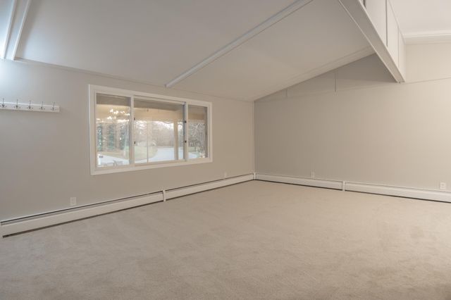 19115 Homestead Circle, Eden Prairie, MN 55346