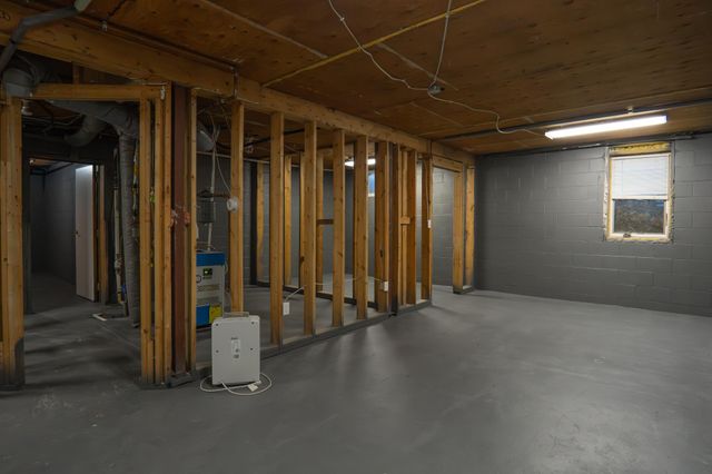 19115 Homestead Circle, Eden Prairie, MN 55346