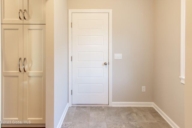 6 Hunter Court, Milton, NY 12020