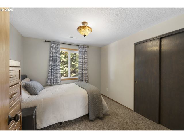 11121 Nw 22ND Ct, Vancouver, WA 98685