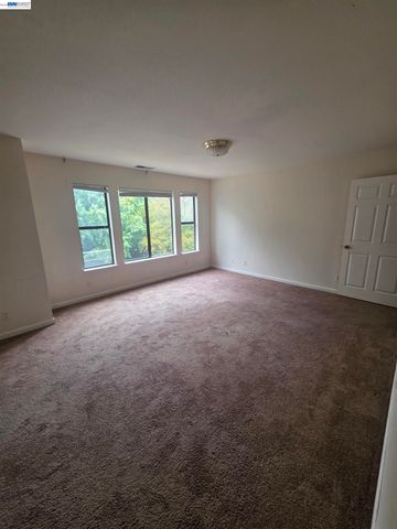 38179 Acacia Ct, Fremont, CA 94536