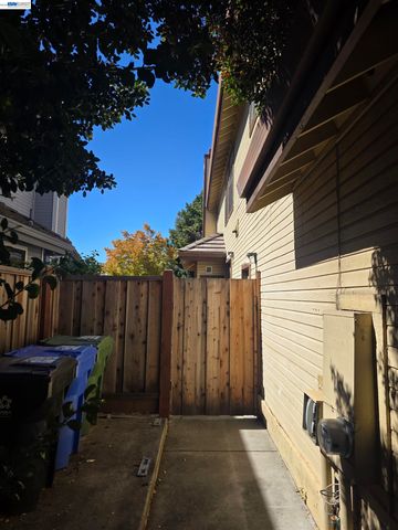 38179 Acacia Ct, Fremont, CA 94536