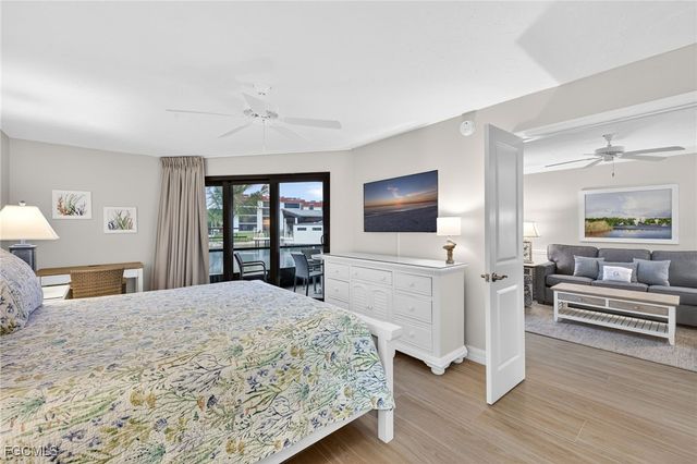 2445 W Gulf DR 6B, Sanibel, FL 33957