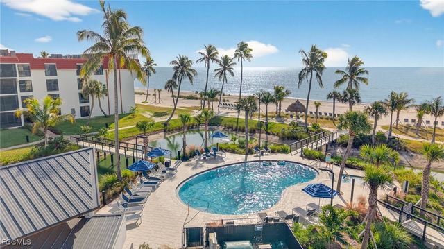 2445 W Gulf DR 6B, Sanibel, FL 33957