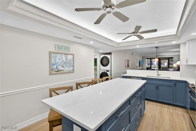 2445 W Gulf DR 6B, Sanibel, FL 33957