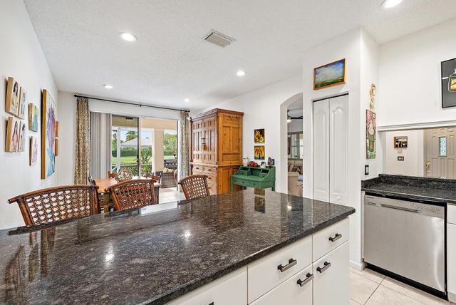 8205 Sandpiper Way, West Palm Beach, FL 33412