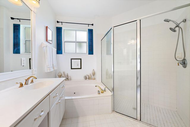 8205 Sandpiper Way, West Palm Beach, FL 33412