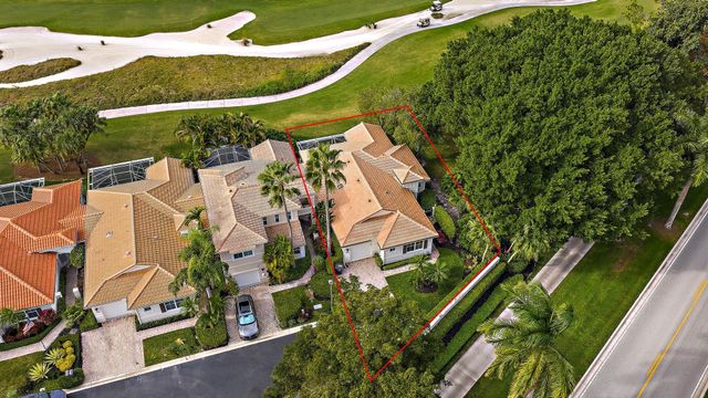 8205 Sandpiper Way, West Palm Beach, FL 33412