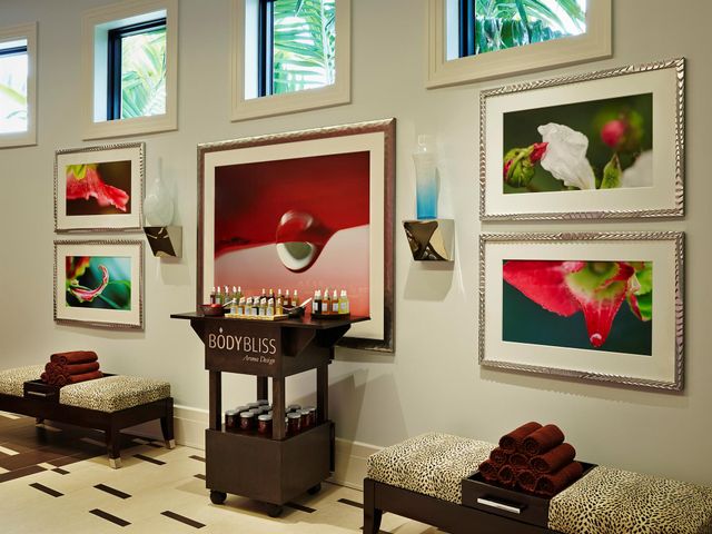 8205 Sandpiper Way, West Palm Beach, FL 33412