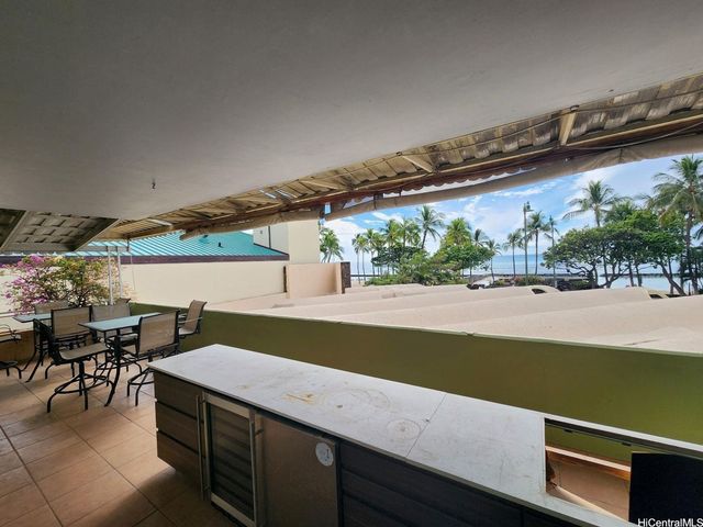 2500 Kalakaua Avenue 201, Honolulu, HI 96815