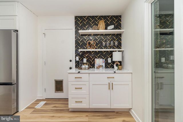 555 HILLTOP RD, Hummelstown, PA 17036