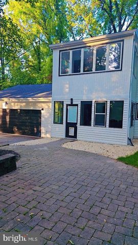 555 HILLTOP RD, Hummelstown, PA 17036