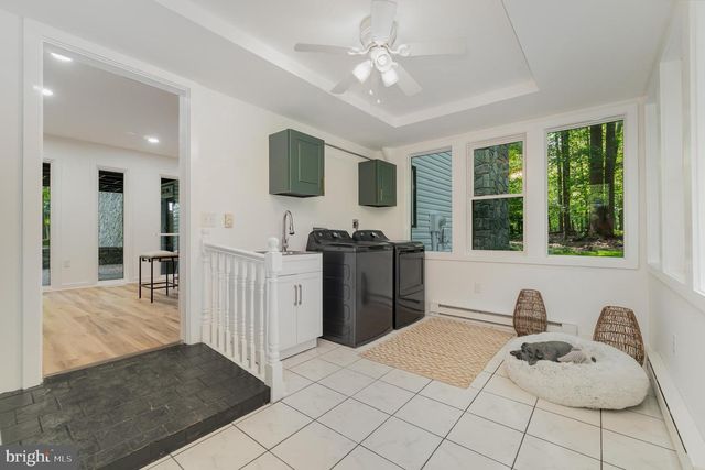 555 HILLTOP RD, Hummelstown, PA 17036