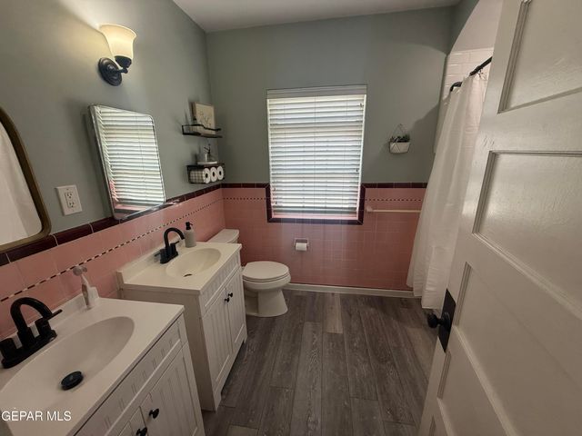 913 E NEVADA Avenue, El Paso, TX 79902
