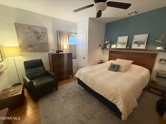 913 E NEVADA Avenue, El Paso, TX 79902