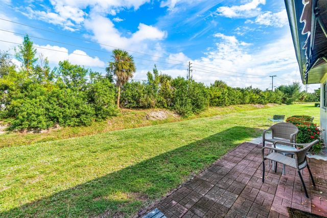4863 Hawkwood Road B, Boynton Beach, FL 33436