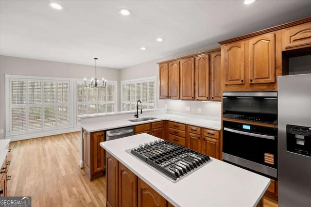 304 Pinehurst Way, Carrollton, GA 30116