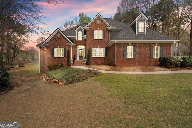 304 Pinehurst Way, Carrollton, GA 30116