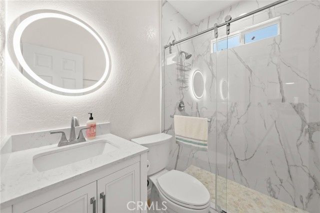 13533 Terra Bella, Pacoima (los Angeles), CA 91331