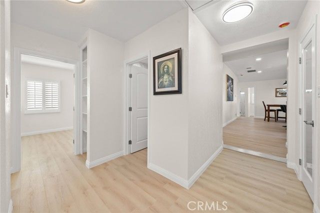 13533 Terra Bella, Pacoima (los Angeles), CA 91331