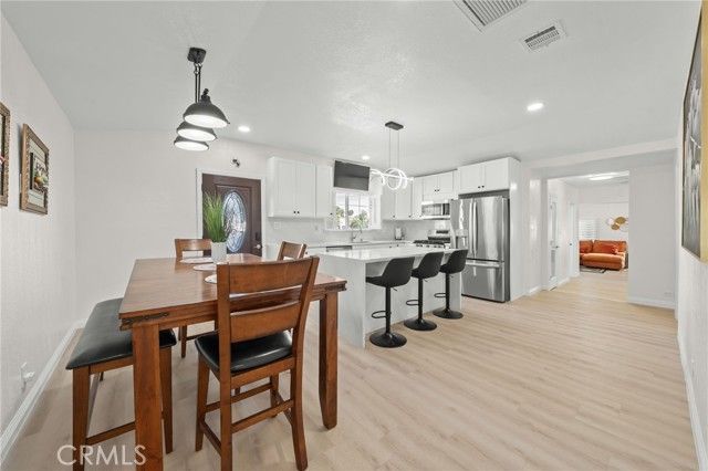 13533 Terra Bella, Pacoima (los Angeles), CA 91331