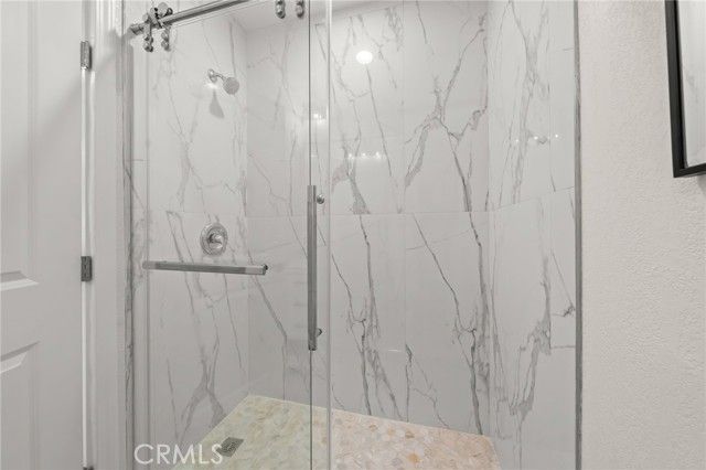 13533 Terra Bella, Pacoima (los Angeles), CA 91331