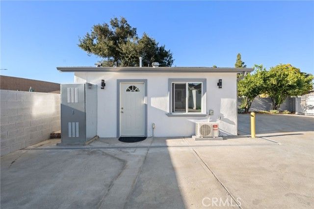 13533 Terra Bella, Pacoima (los Angeles), CA 91331
