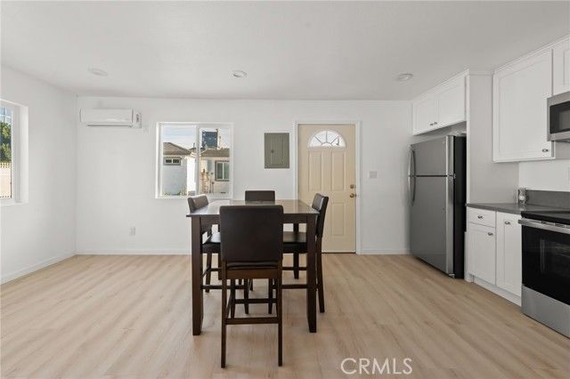 13533 Terra Bella, Pacoima (los Angeles), CA 91331