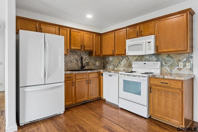 8538 sheffield Street, Omaha, NE 68122