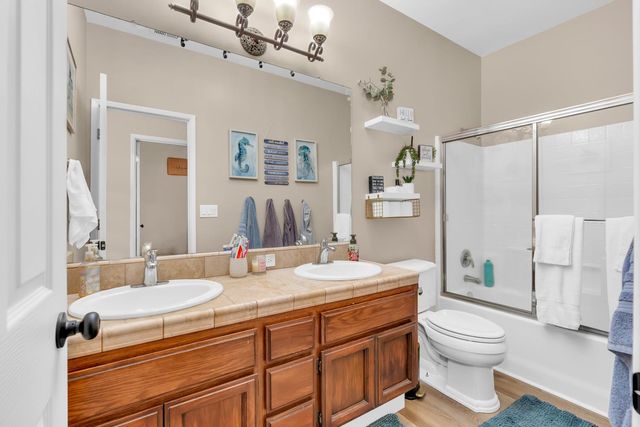 2512 Keats Avenue, Clovis, CA 93611