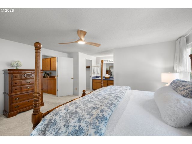 21160 Sw JAY St, Beaverton, OR 97003