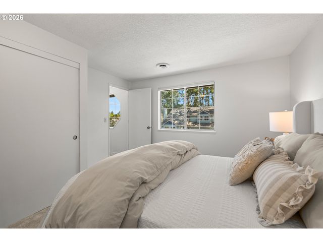 21160 Sw JAY St, Beaverton, OR 97003