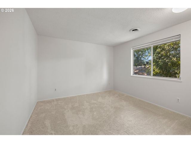 21160 Sw JAY St, Beaverton, OR 97003