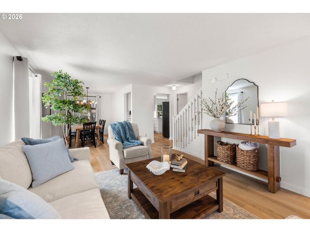 21160 Sw JAY St, Beaverton, OR 97003