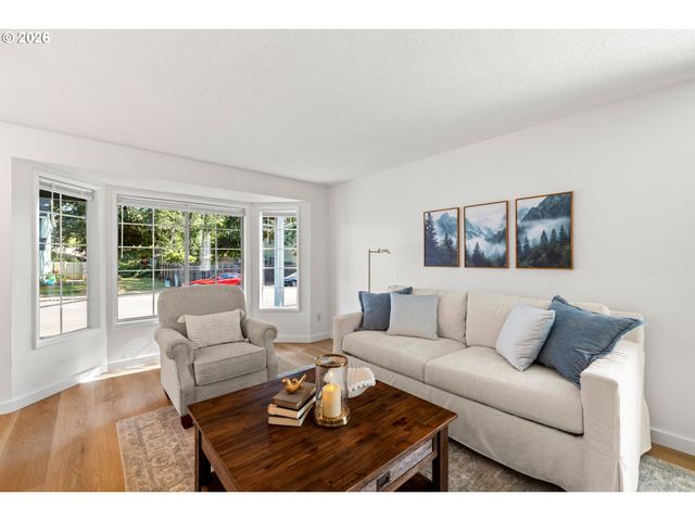 21160 Sw JAY St, Beaverton, OR 97003