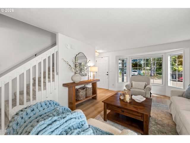 21160 Sw JAY St, Beaverton, OR 97003