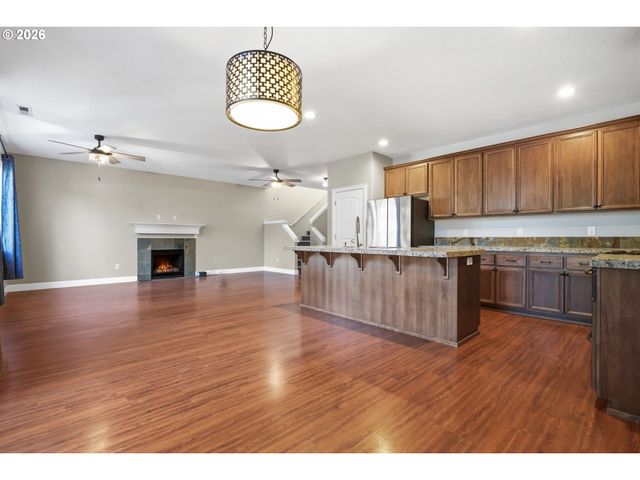 19125 DUBLIN Ave, Sandy, OR 97055