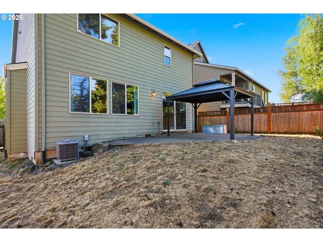 19125 DUBLIN Ave, Sandy, OR 97055