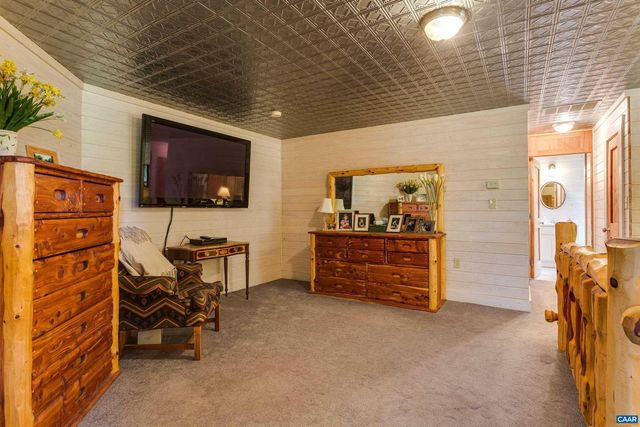 240 STONELEIGH RD, Palmyra, VA 22963