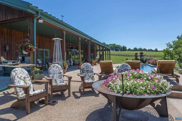 240 STONELEIGH RD, Palmyra, VA 22963