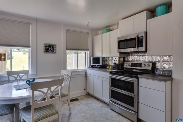 240 STONELEIGH RD, Palmyra, VA 22963