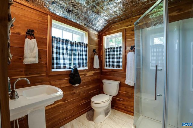 240 STONELEIGH RD, Palmyra, VA 22963